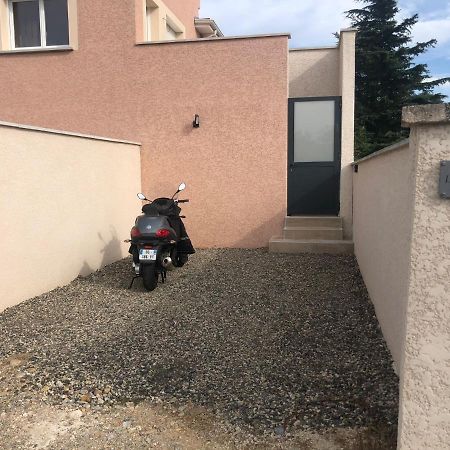 شقة La Parenthese Balneo T2 Cosy De 40M² Avec Terrasse Ternay  المظهر الخارجي الصورة