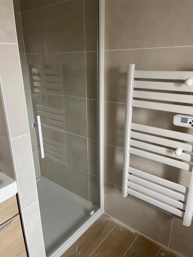 شقة La Parenthese Balneo T2 Cosy De 40M² Avec Terrasse Ternay  المظهر الخارجي الصورة